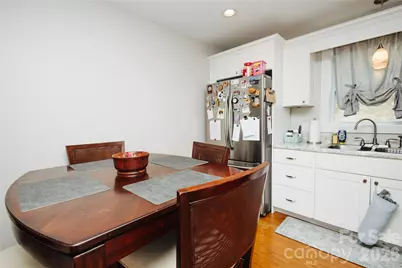 212 Maple Avenue, Marion, NC 28752 - Photo 9