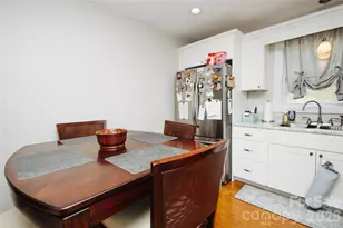 212 Maple Ave, Marion, NC 28752 - Photo 9