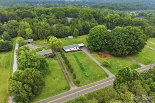 241 Presbyterian Rd, Mooresville, NC 28115 - Photo 5