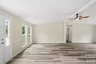 241 Presbyterian Rd, Mooresville, NC 28115 - Photo 17