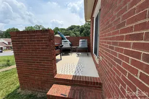 102 Brandywine Dr NE, Conover, NC 28613 - Photo 15