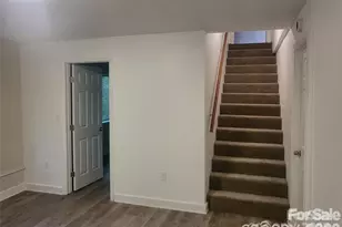 4731 Highlake Dr, Charlotte, NC 28215 - Photo 3