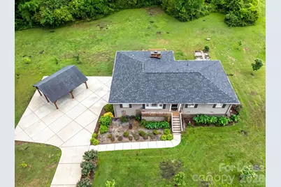 1825 Rozwood Drive, Charlotte, NC 28216 - Photo 1