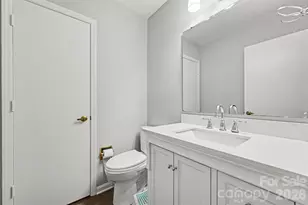 611 Mattingwood Dr, Charlotte, NC 28270 - Photo 17
