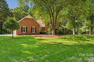 207 Lost Corner Rd, Morganton, NC 28655 - Photo 3