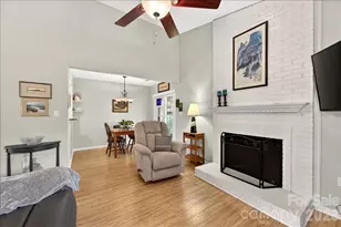 7306 Carrbridge Ln, Charlotte, NC 28226 - Photo 11