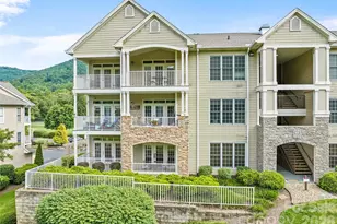 65 Glenview Ln, Maggie Valley, NC 28751 - Photo 3