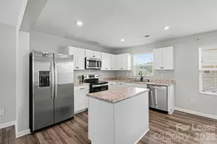 8036 Lanyard Ter, Charlotte, NC 28269 - Photo 5