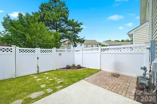 14237 Tamarack Drive, Charlotte, NC 28278 - Photo 25