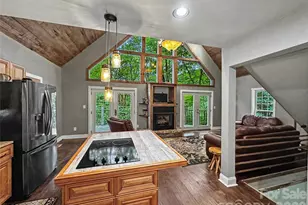 578 3 Top Cir, West Jefferson, NC 28694 - Photo 11