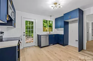 895 N Trade St, Tryon, NC 28782 - Photo 15