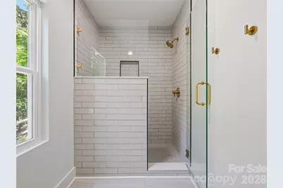 895 N Trade Street, Tryon, NC 28782 - Photo 23