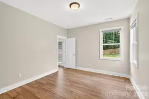 200 Rockrose Ct, Asheville, NC 28803 - Photo 17