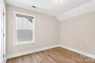 200 Rockrose Ct, Asheville, NC 28803 - Photo 25