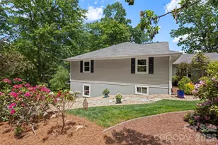 2750 Leucothae Way, Hendersonville, NC 28791 - Photo 27