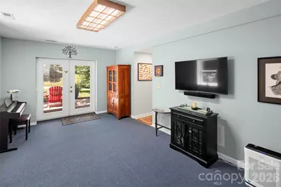2750 Leucothae Way, Hendersonville, NC 28791 - Photo 21