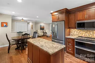 2750 Leucothae Way, Hendersonville, NC 28791 - Photo 11