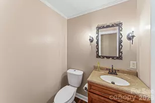 200 Maple Ct, Lexington, NC 27295 - Photo 7