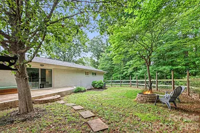 7048 Delta Lake Drive, Charlotte, NC 28215 - Photo 29