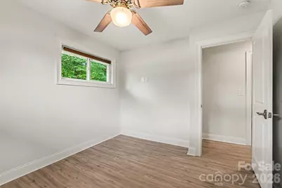 7048 Delta Lake Drive, Charlotte, NC 28215 - Photo 27