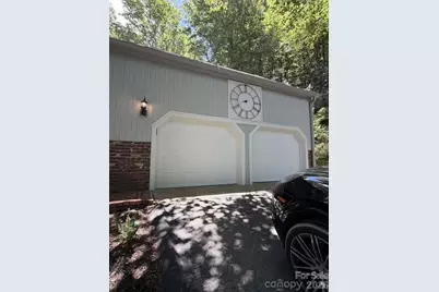 212 Estate Drive, Hendersonville, NC 28739 - Photo 33