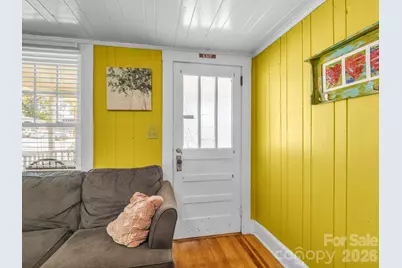 302 Davis Street, Hendersonville, NC 28739 - Photo 19