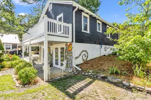 302 Davis St, Hendersonville, NC 28739 - Photo 29
