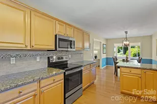 237 Charlestown Dr, Hendersonville, NC 28792 - Photo 17