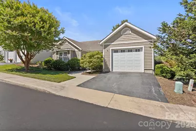237 Charlestown Drive, Hendersonville, NC 28792 - Photo 3