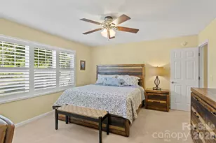 237 Charlestown Dr, Hendersonville, NC 28792 - Photo 19