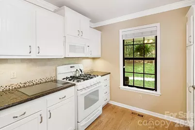 212 Riva Ridge Drive, Fairview, NC 28730 - Photo 13