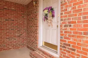 6918 Misty Pine Ln, Charlotte, NC 28217 - Photo 3