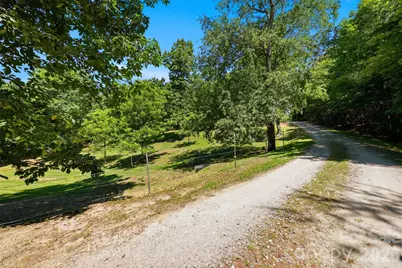 6389 Hwy 64/90 Highway W, Taylorsville, NC 28681 - Photo 11