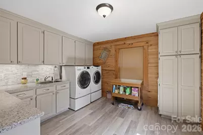 6389 Hwy 64/90 Highway W, Taylorsville, NC 28681 - Photo 23