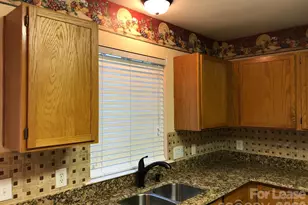7528 Double Springs Ct, Charlotte, NC 28262 - Photo 11