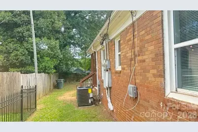 1661 &1665 Montana Drive, Charlotte, NC 28216 - Photo 7