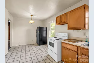 135 Jordan Road, Swannanoa, NC 28778 - Photo 11