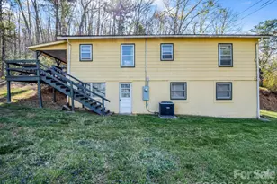 135 Jordan Rd, Swannanoa, NC 28778 - Photo 5