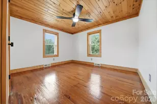 418 Arlington Cir NW, Lenoir, NC 28645 - Photo 13