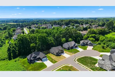 1917 Skyfall Lane, Hickory, NC 28602 - Photo 43
