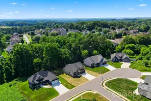 1917 Skyfall Ln, Hickory, NC 28602 - Photo 43