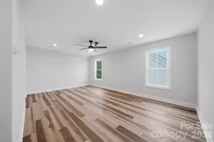 1917 Skyfall Ln, Hickory, NC 28602 - Photo 29