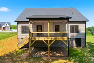 1917 Skyfall Ln, Hickory, NC 28602 - Photo 39