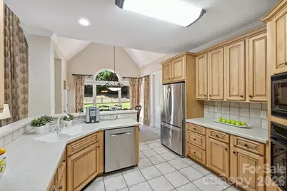 18400 Dembridge Drive, Davidson, NC 28036 - Photo 15