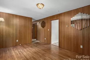 807 N Cherokee Ave, Black Mountain, NC 28711 - Photo 3
