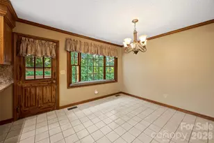 2410 Sandlewood Dr, Gastonia, NC 28054 - Photo 13