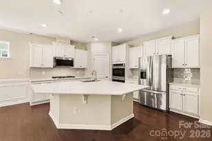5019 Chegall Xing Wy, Mount Holly, NC 28120 - Photo 3