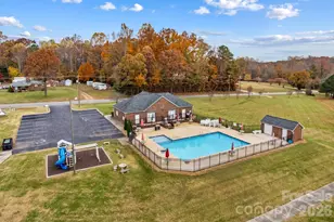 596 Maple Ridge Cir, Salisbury, NC 28147 - Photo 45