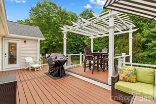 596 Maple Ridge Cir, Salisbury, NC 28147 - Photo 37