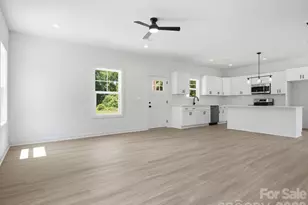 2806 Willow St, Charlotte, NC 28208 - Photo 17